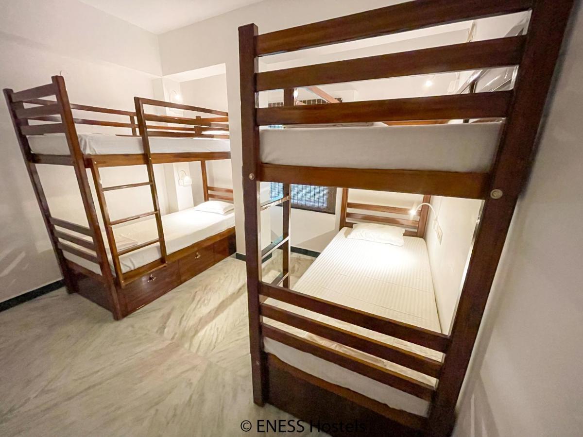 Eness Hostels Puducherry Zewnętrze zdjęcie