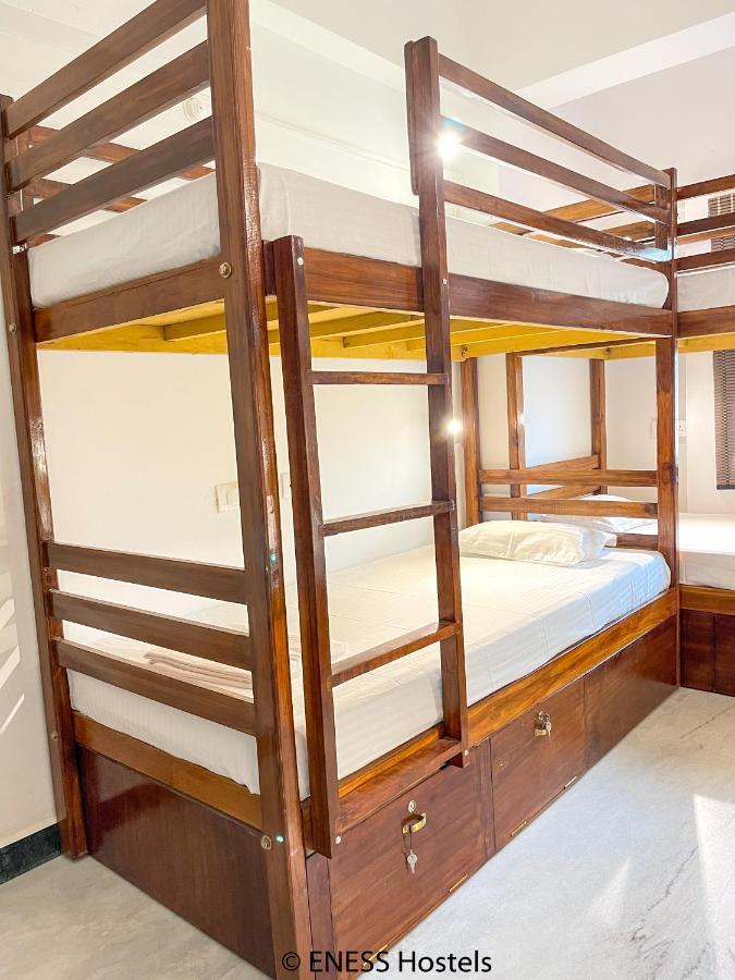 Eness Hostels Puducherry Zewnętrze zdjęcie